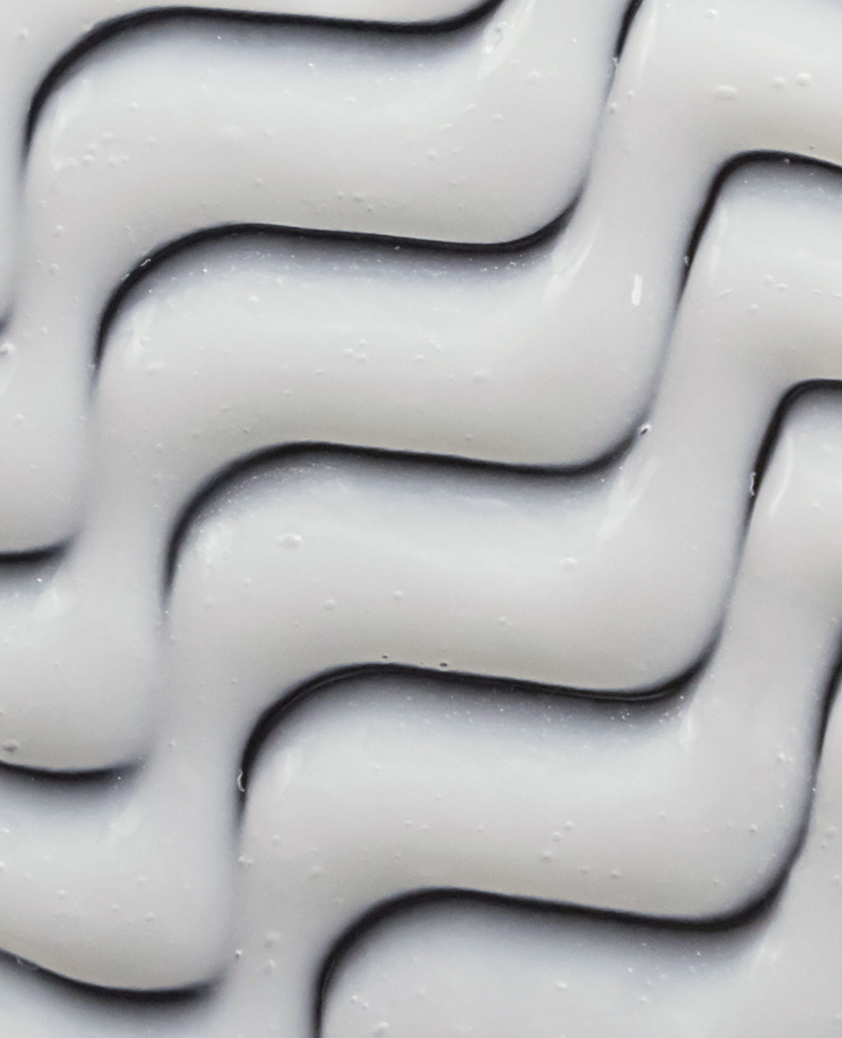 Molecular Repair Serum Konsistenz